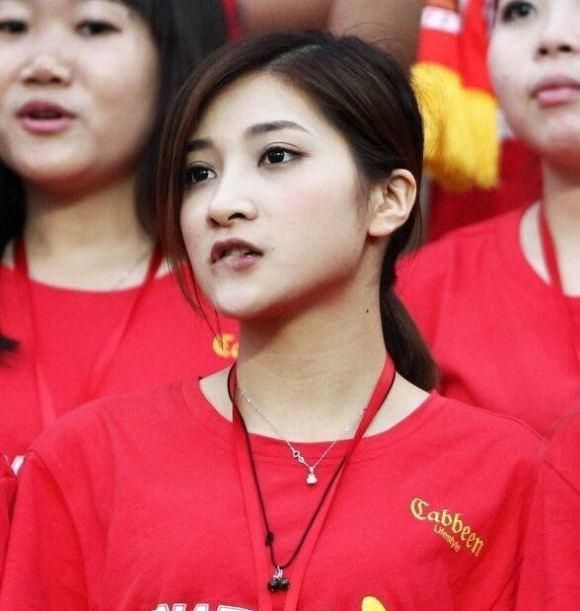 在以精彩剧情吸引人眼球的同时，影片也抛出了一个关于成长和选择的现实话题